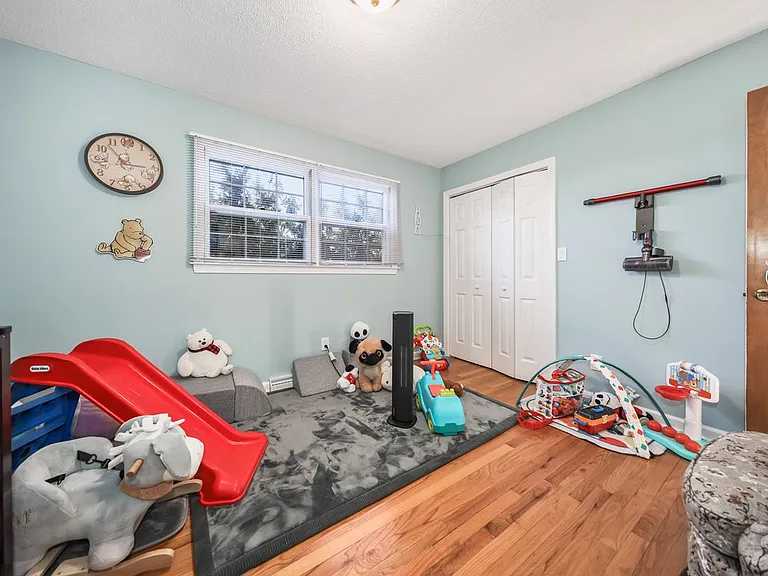 41 Trout Brook Dr — Photo 28