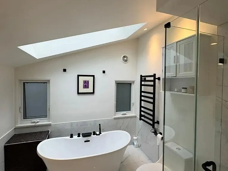 5620 Larson Pl — Photo 12