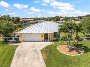 2102 NE 2nd St, Cape Coral, FL 33909