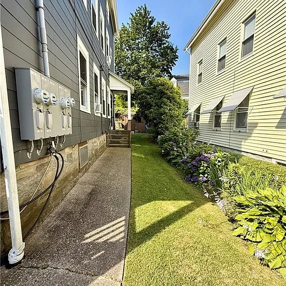 87 Rockland Ave — Photo 15