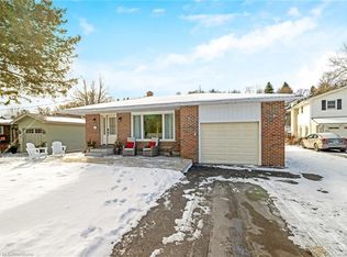 107 Ontario St, Halton Hills, ON L7G3L2