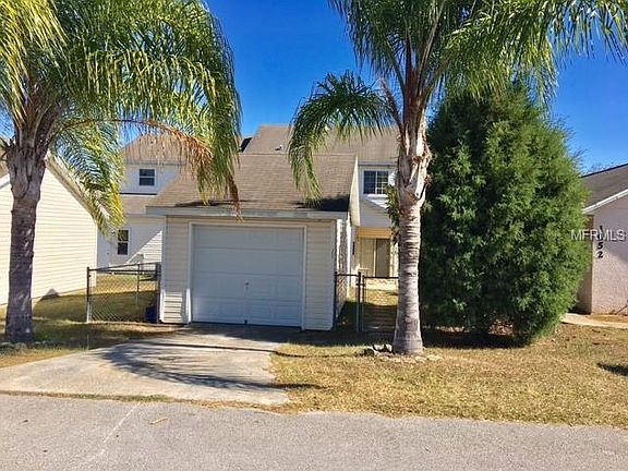3rd image of 1054 Park Central Cir