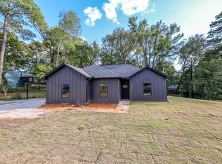 226 W Pliler Precise Rd, Longview, TX 75605