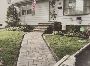 30 Red Maple Ave, Bloomfield, NJ 07003