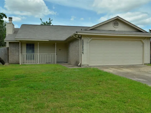 10094 Ash Fork Dr, Houston, TX 77064