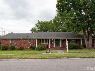 310 N Robertson St, Clayton, NC 27520