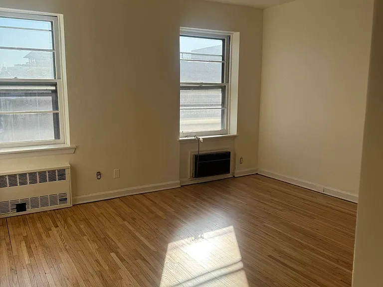 231 Clinton St #4 — Photo 7