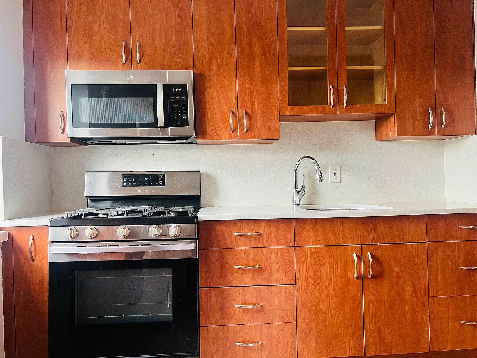 Hudson Terrace — Photo 4