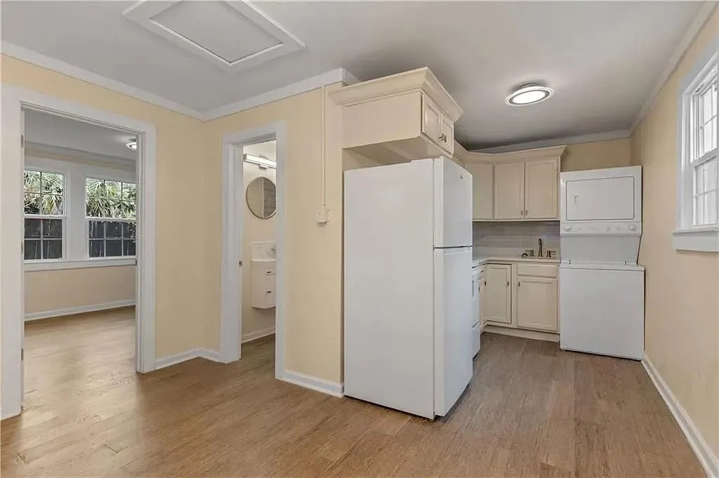 1 bed, 1.0 bath, 1812 sqft, $1,400 — Photo 3