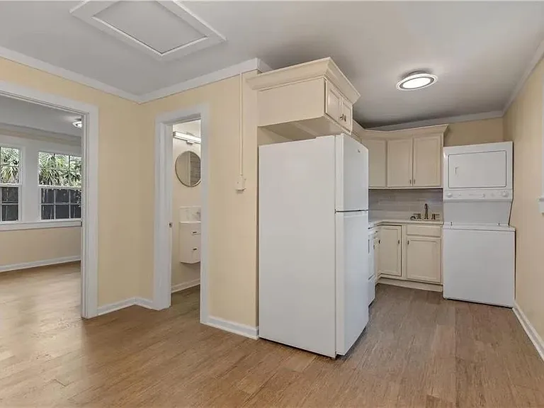 114 N Julia St #C — Photo 3