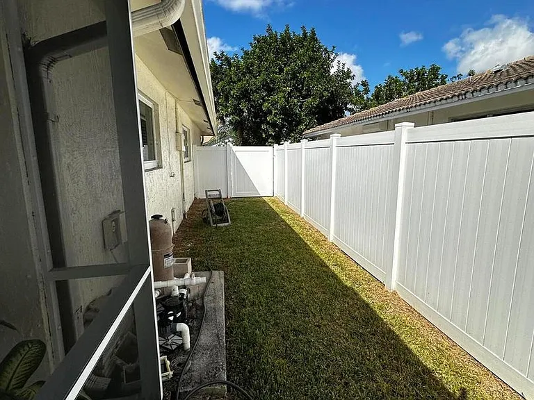 6860 Calle Del Paz S #6860 — Photo 5