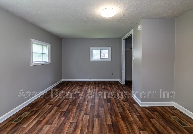 2608 Piedmont St — Photo 1