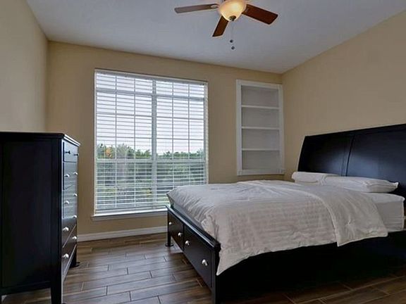 4th image of 2210 Bay Club Cir #2210