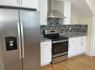 11 Belvoir Rd #11, Milton, MA 02186