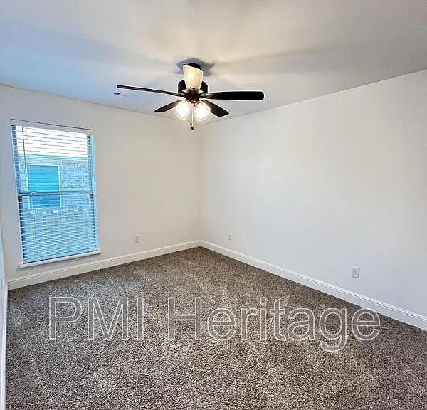 2060 Periwinkle Pl — Photo 23