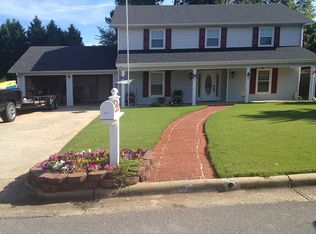 2211 Marietta Ave, Muscle Shoals, AL 35661