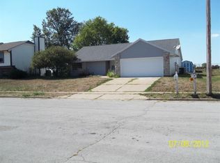 2444 Mississippi Dr, Xenia, OH