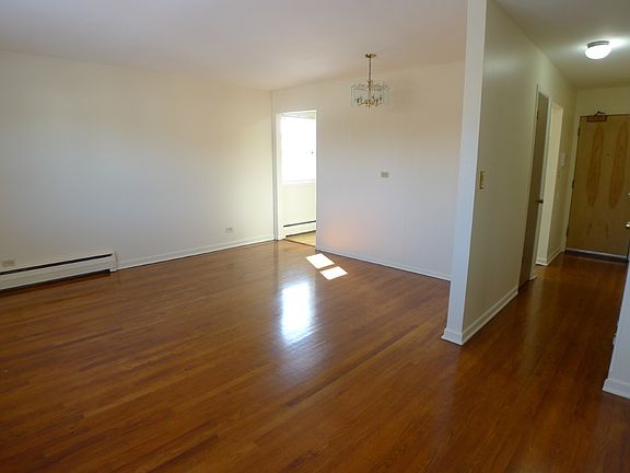 4th image of 142 Asbury Ave #3E