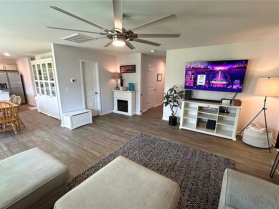 4th image of 6853 Summerside Dr