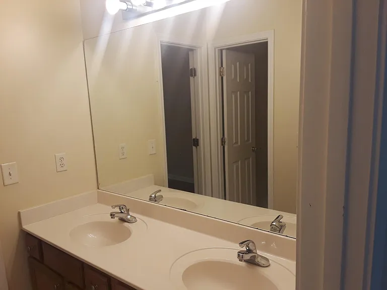 870 Glynn Oaks Dr #870 — Photo 6