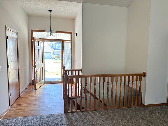 3rd image of 2110 John St