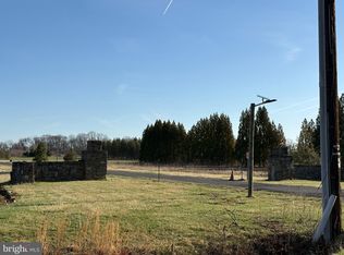 White Pine Rd, Chesterfield, NJ 08515