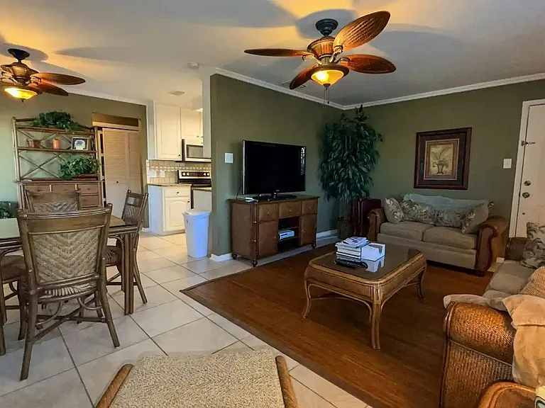 15421 Seamount Cay Ct #104 — Photo 5