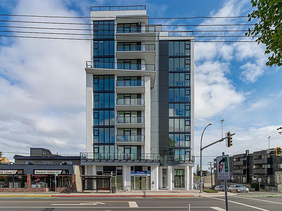 1st image of 899 Esquimalt Rd #202