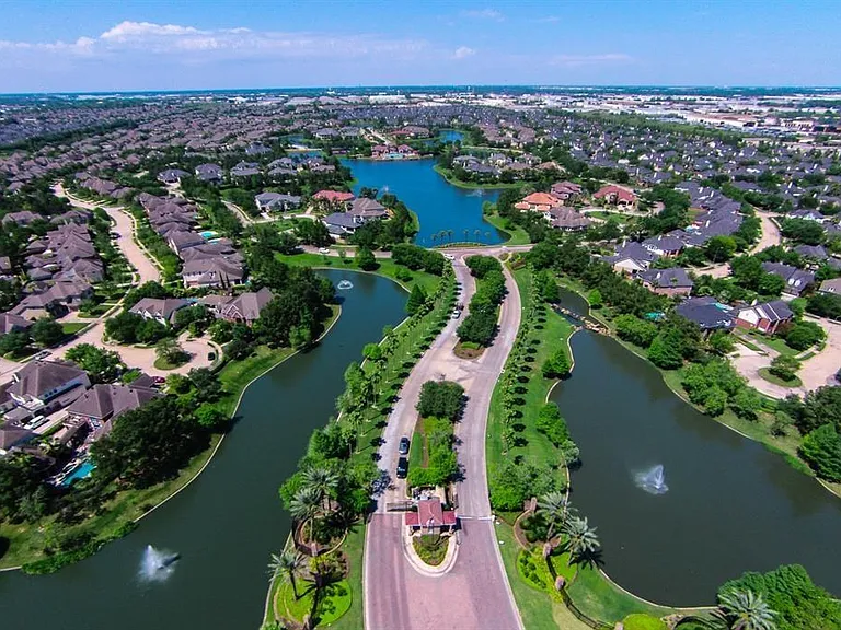 6510 Carrizo Fall Ct — Photo 29