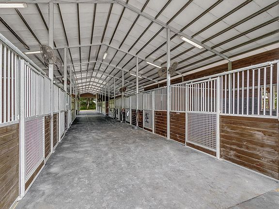 2nd image of 19301 Capet Creek Ct