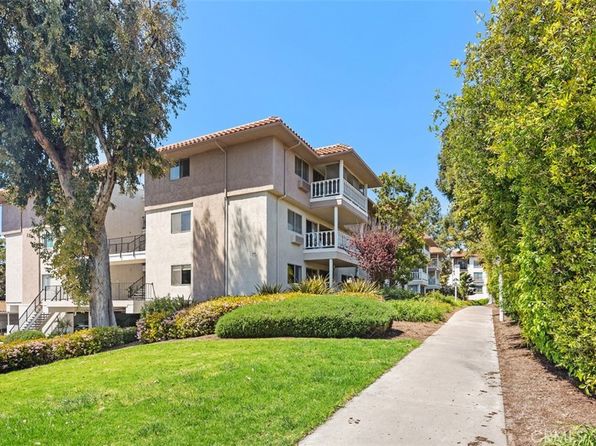 969 Calle Aragon Unit 1B