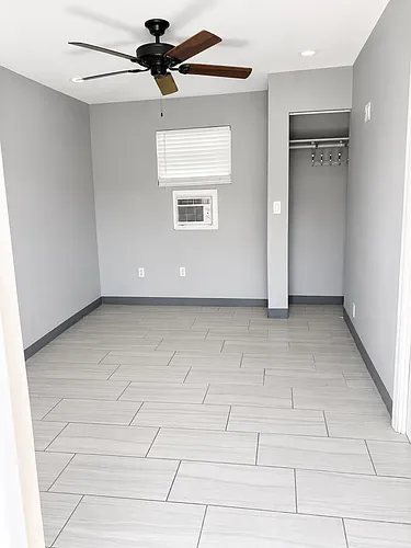 4999 S Ridgewood Ave #2 Photo 1