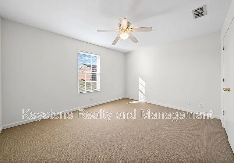 3312 Royster Ln #D — Photo 10