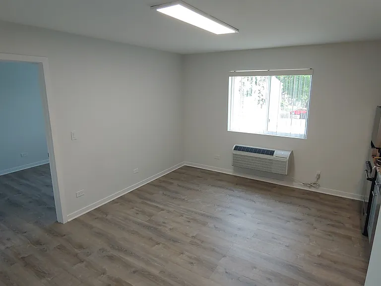 5366 S Laramie Ave #204 — Photo 18