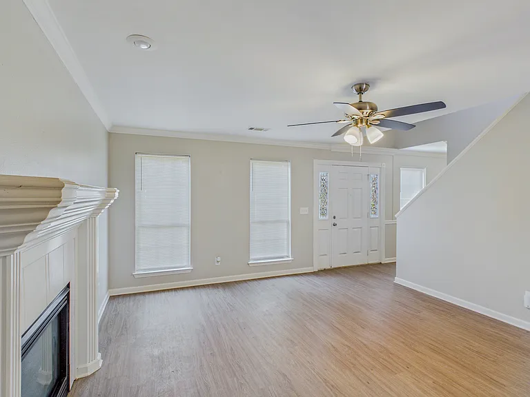 11600 Shady Ridge Dr-8_06112026