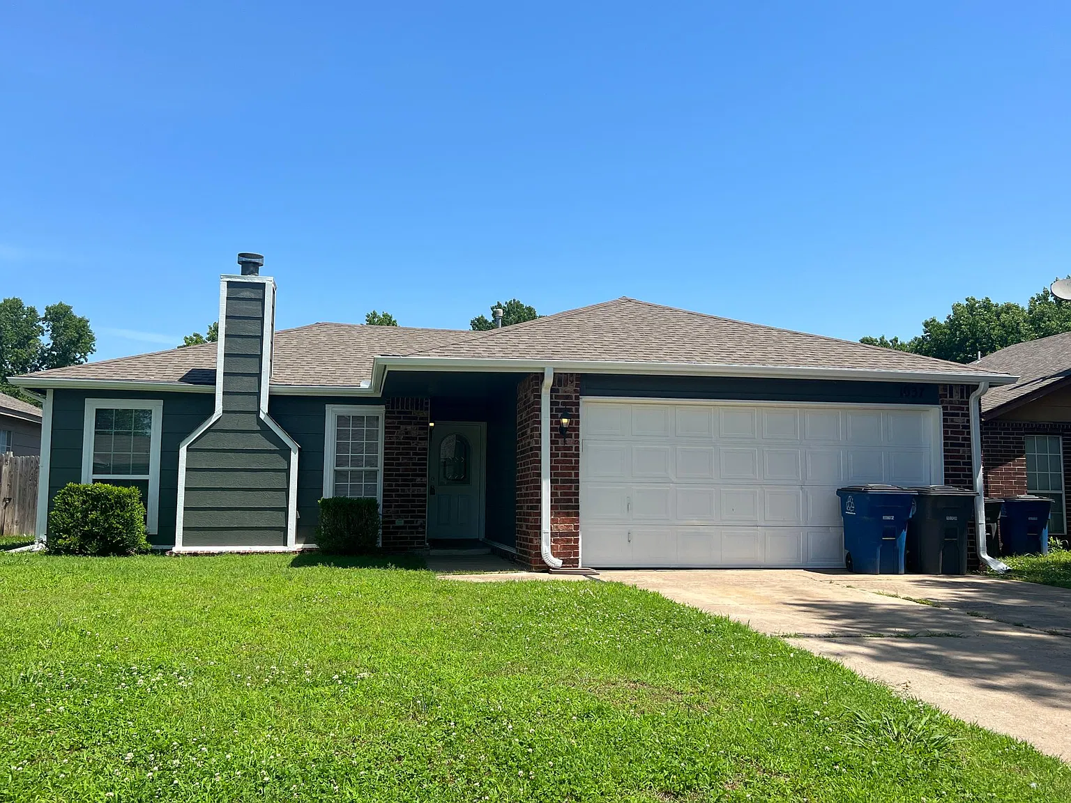 3 bed, 1231 sqft, $1,500 — Photo 1