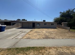 1536 Thornton St, Hanford, CA 93230