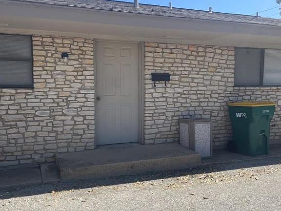 3rd image of 2554 E Main St #3