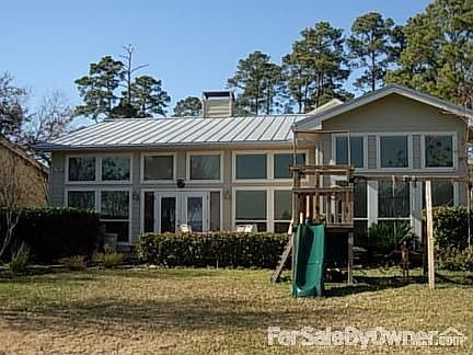 3rd image of 3110 Canterbury Ln