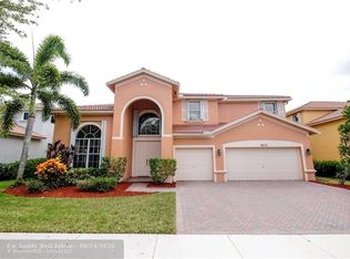 19274 S Gardenia Ave, Weston, FL 33332