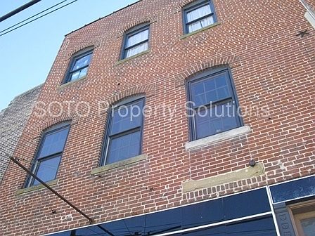 1st image of 629 Good Hope St