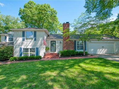 5400 Windsor Ln, Fairway, KS, 66205