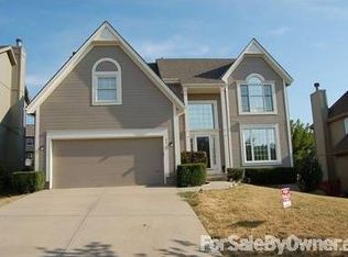 8019 W 144th Ter, Overland Park, KS 66223