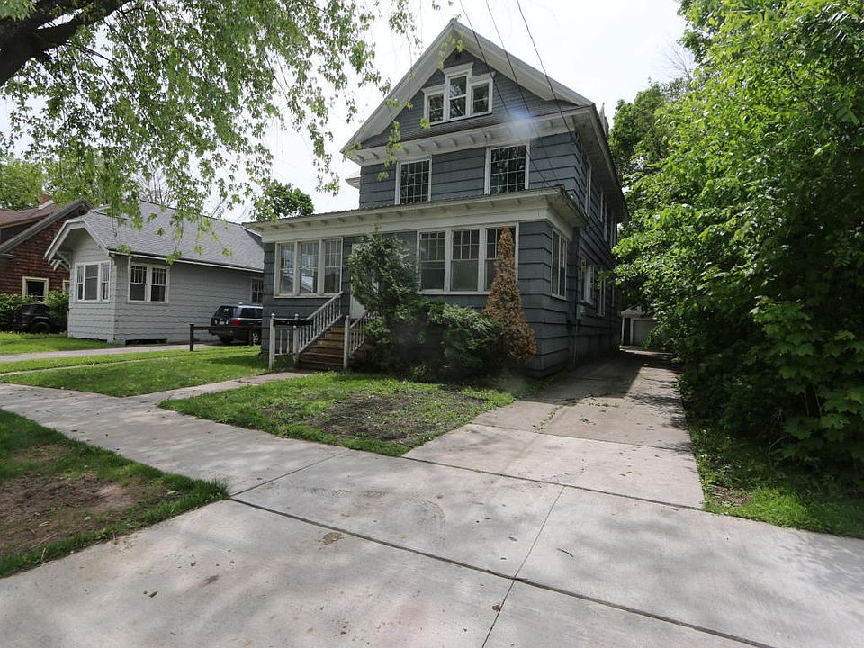 1st image of 424 Cedar St