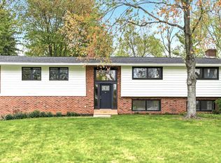 877 E Philip Dr, Phoenixville, PA 19460
