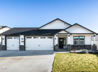 2313 S 57th Ave, Yakima, WA 98903