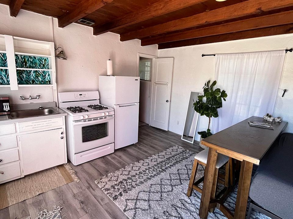 1st image of 2519 N Estrella Ave APT 3