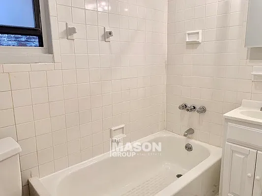 Rented by Mason Group LLC | media 9