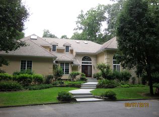 929 Cox Rd, Moorestown, NJ 08057