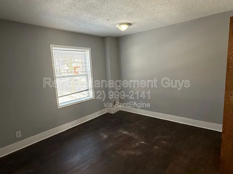 2931 Bryant Ave N #2 — Photo 56